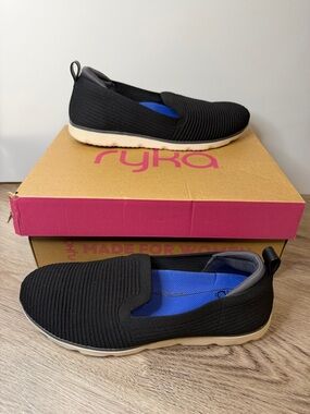 Ryka Women’s Effortless Slip-Ons Size 9.5